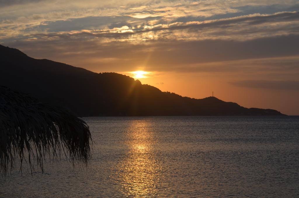 Tarsanas Beach Коккари Экстерьер фото
